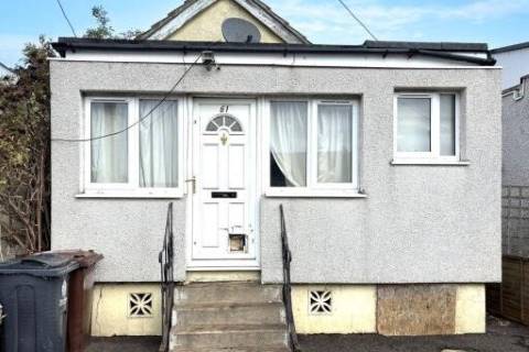 Property for auction in Essex