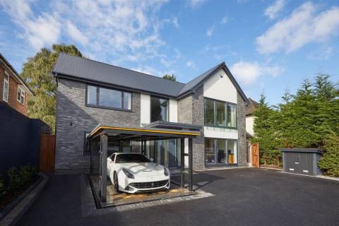 Property for auction in West Midlands