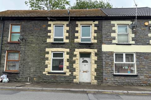 Property for auction in Mid Glamorgan