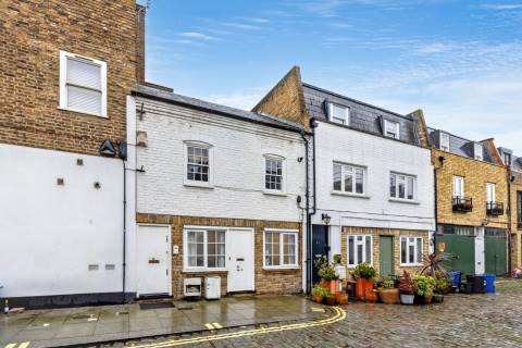 Property for auction in London