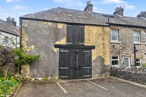Property for auction in Derbyshire