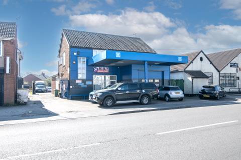 Property for auction in West Midlands