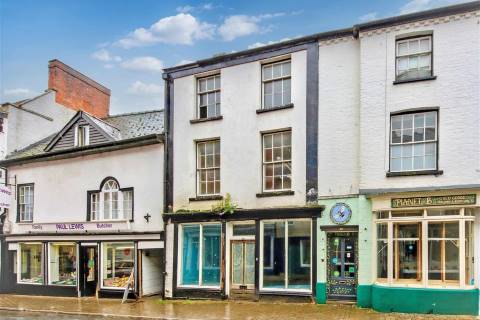 Property for auction in Herefordshire