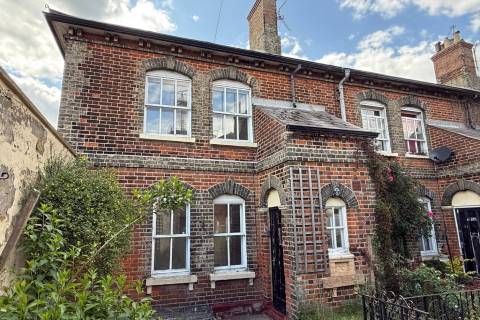 Property for auction in Essex