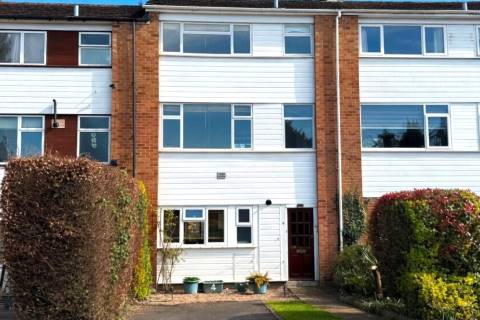 Property for auction in Surrey