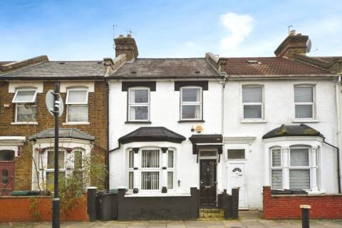Property for auction in London