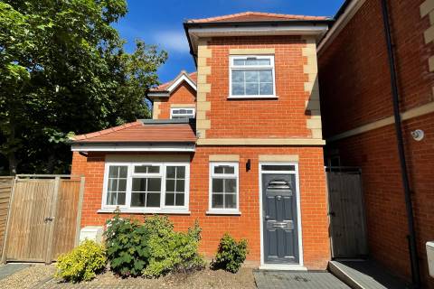 Property for auction in London