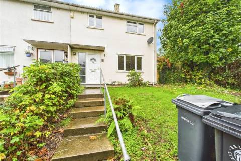 Property for auction in Avon