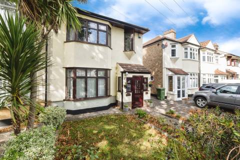 Property for auction in Essex