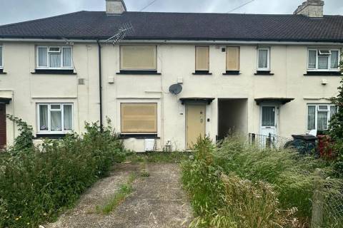 Property for auction in Berkshire