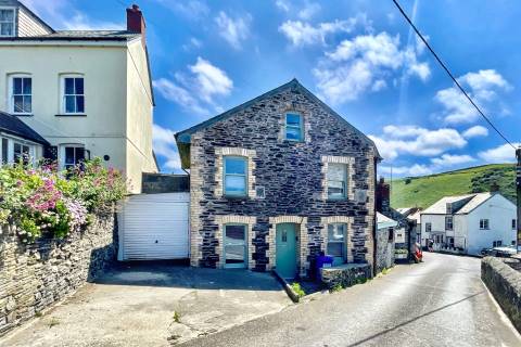 Property for auction in Cornwall