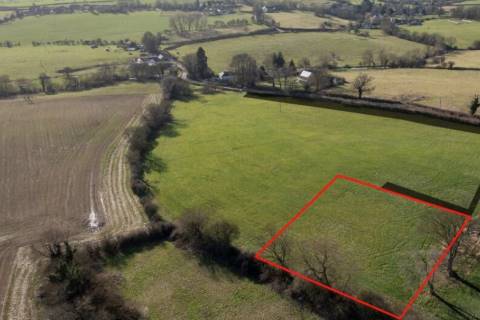Property for auction in Buckinghamshire