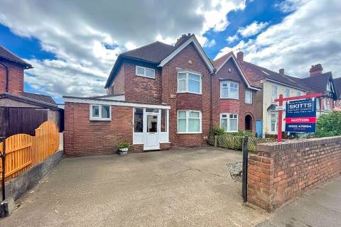 Property for auction in West Midlands