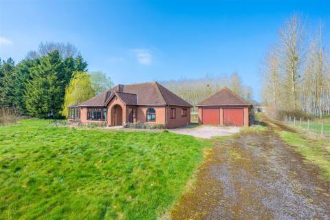 Property for auction in Worcestershire