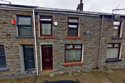 Property for auction in Mid Glamorgan