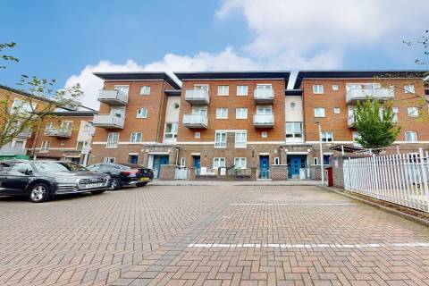 Property for auction in London