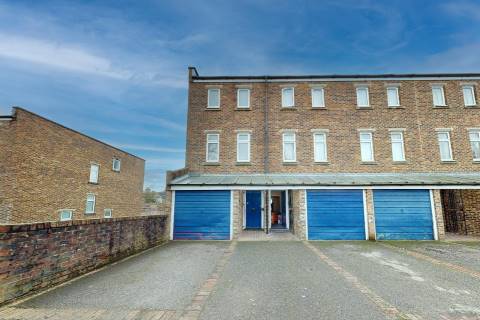 Property for auction in London