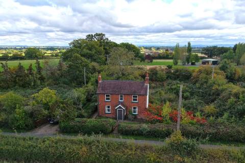 Property for auction in Worcestershire
