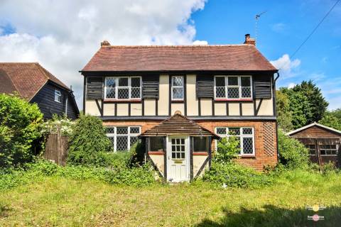 Property for auction in Buckinghamshire