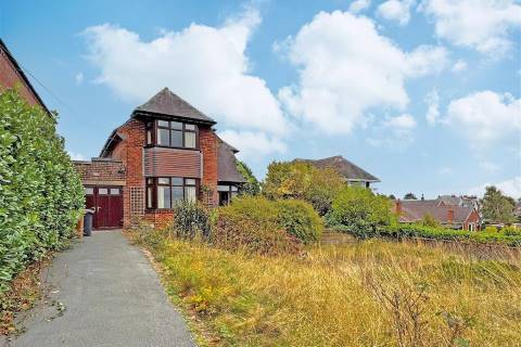 Property for auction in Derbyshire