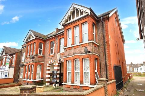 Property for auction in Bedfordshire