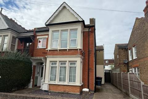 Property for auction in Essex