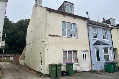Property for auction in Kent