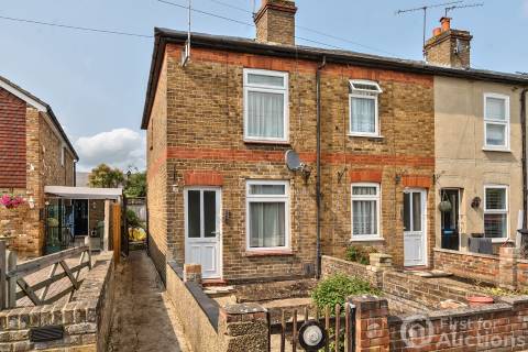 Property for auction in Berkshire
