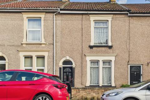 Property for auction in Avon