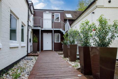 Property for auction in Warwickshire