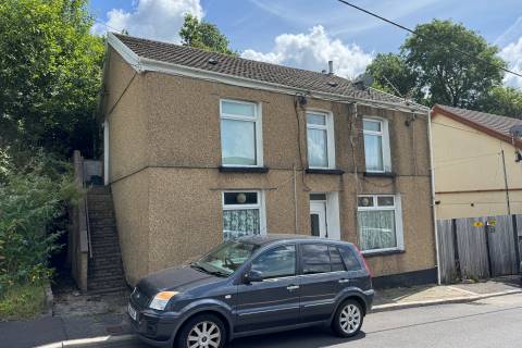 Property for auction in Mid Glamorgan