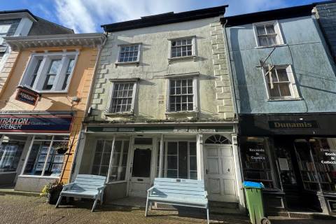 Property for auction in Cornwall