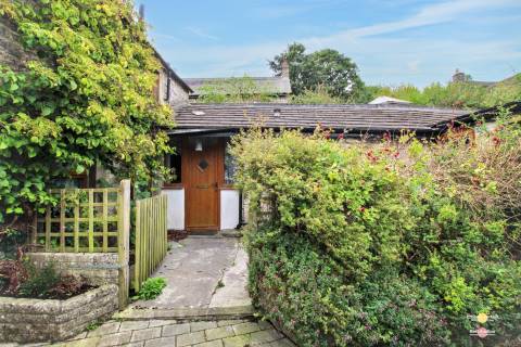 Property for auction in Derbyshire