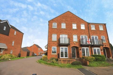 Property for auction in Worcestershire
