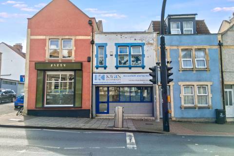 Property for auction in Avon