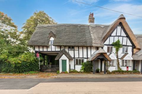 Property for auction in Buckinghamshire