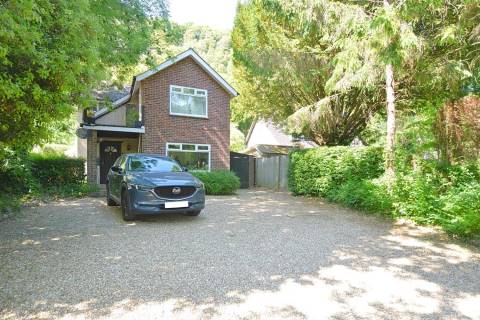 Property for auction in Isle of Wight