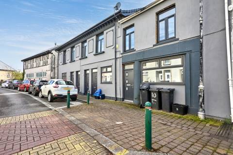 Property for auction in Mid Glamorgan