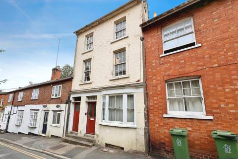 Property for auction in Buckinghamshire