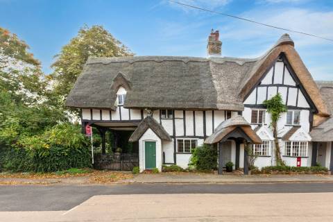 Property for auction in Buckinghamshire