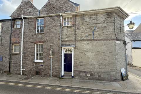 Property for auction in Powys