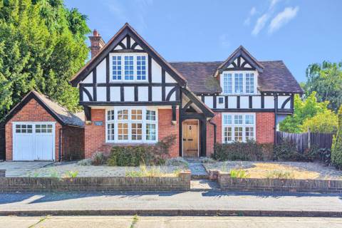 Property for auction in Surrey