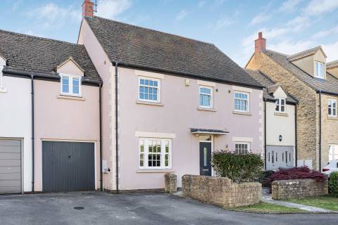 Property for auction in Oxfordshire