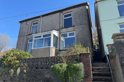 Property for auction in Mid Glamorgan