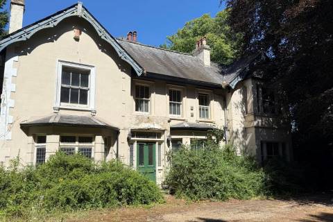 Property for auction in Kent