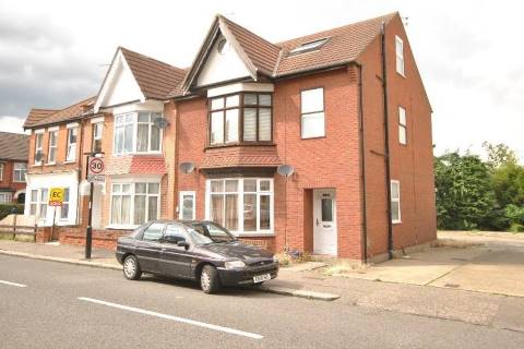 Property for auction in Essex