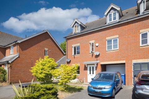 Property for auction in Kent