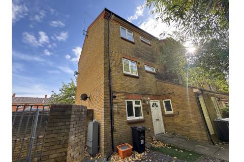 Property for auction in Essex