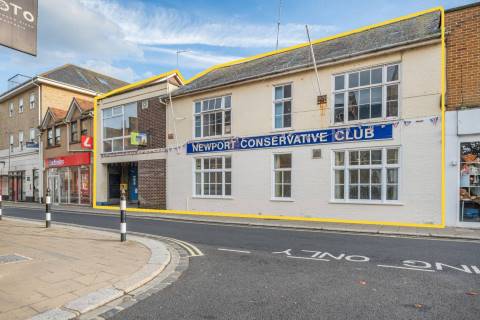 Property for auction in Isle of Wight