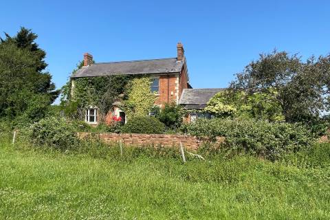 Property for auction in Buckinghamshire